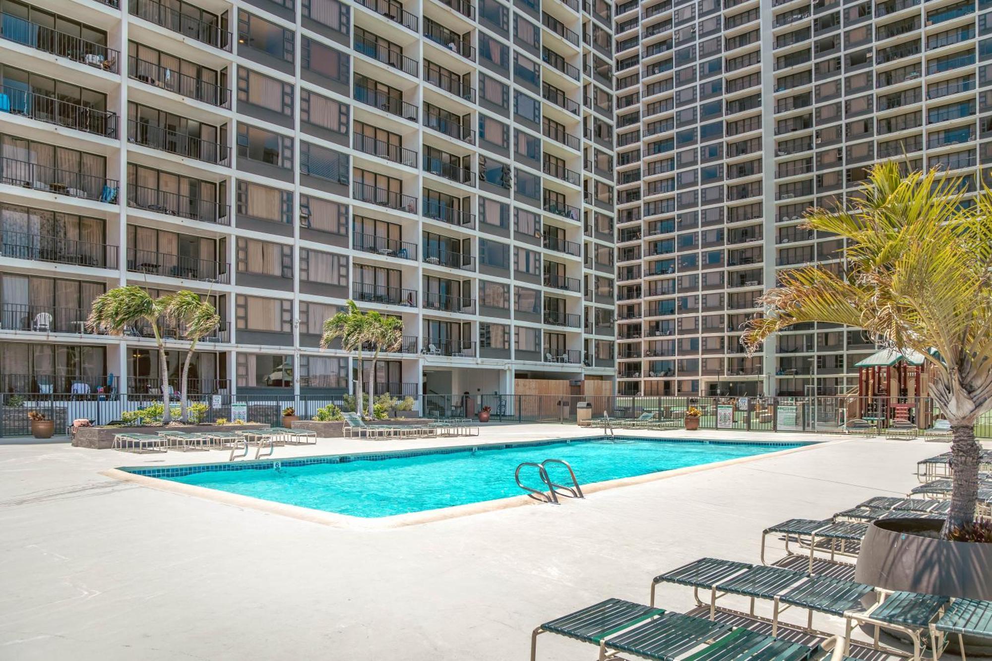Cozy Waikiki Getaway, Stroll To Beach With Free Parking Honolulu Extérieur photo