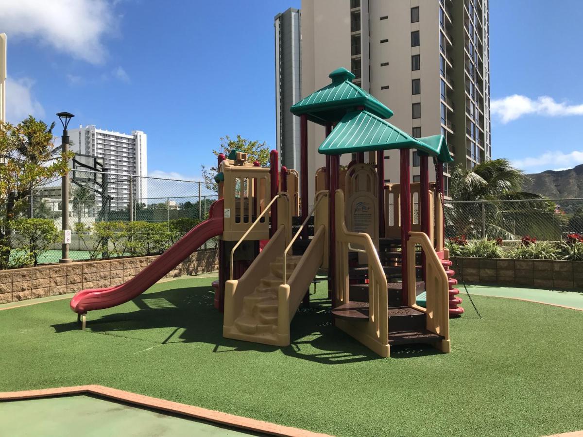 Cozy Waikiki Getaway, Stroll To Beach With Free Parking Honolulu Extérieur photo
